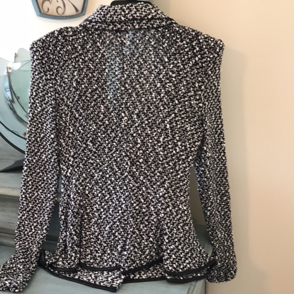 Bali ladies Semi sheer jacket. Sz. 10 - Picture 5 of 6